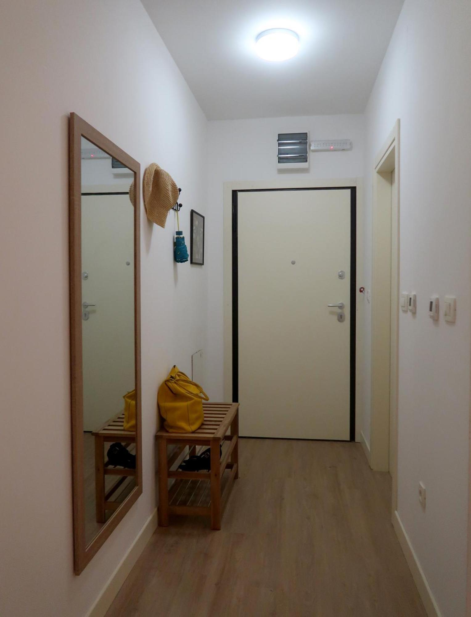 Cozy Nest, 350M To Beach, Free Parking, Wi-Fi Kotor Eksteriør billede